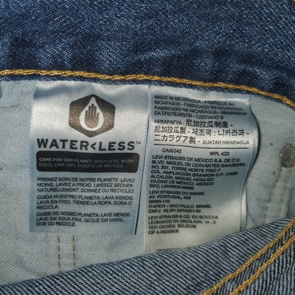 Used Bundle of 3 Levi's 550 Blue Jeans, relaxed fit - Picture 3 of 6